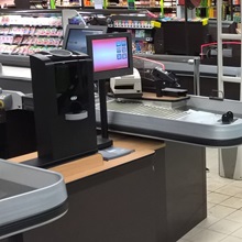 Carrefour closed cash management